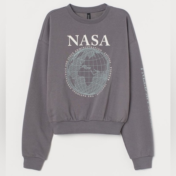 H&M Grey NASA Crewneck - Picture 1 of 4